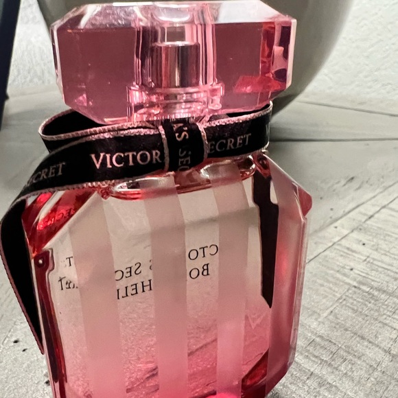 ๐ Victoria Secret Bombshell Parfum 50ml๐ - Picture 4 of 4
